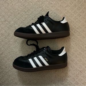 Boys Black Adidas Samba Sneakers Size 4.5